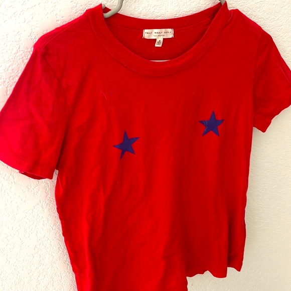 red t-shirt with blue stars, size small from Pacsun! - Picture 3 of 4